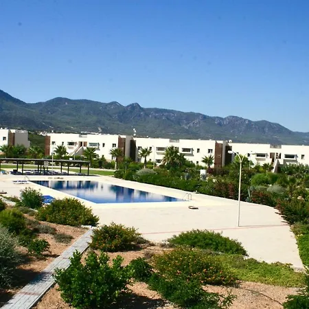 Sea Terra Bay Penthouse Tatlisu Apartament